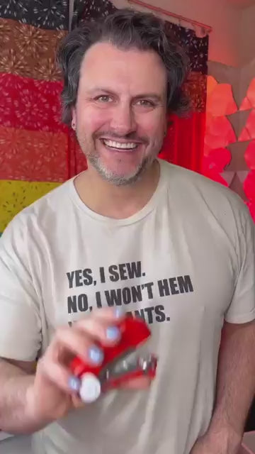 Sewing Machine Portable (Handheld).